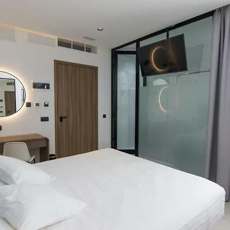 Guest house Roomtiques