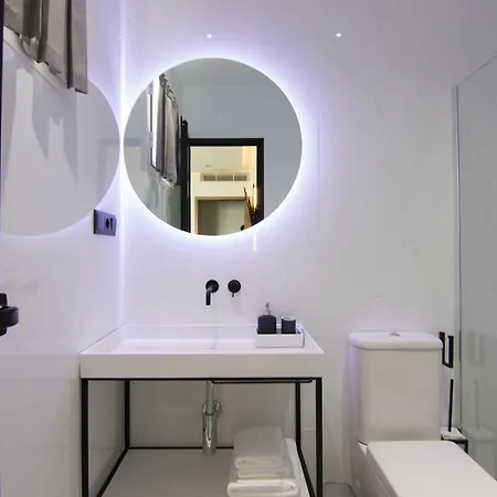 Roomtiques Guest house