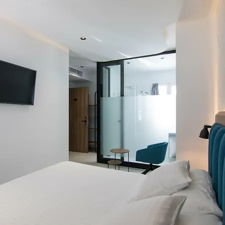 Roomtiques Guest house